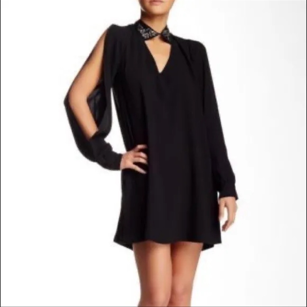 BCBG MaxAzria 'Irena' Black Crepe Rhinestone Shift Party Dress SZ‎ XS Black